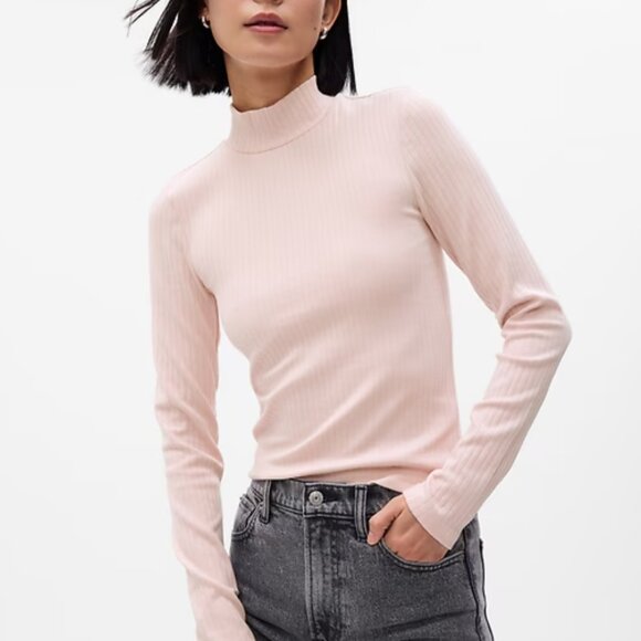 NEW (NWT) GAP Modern Mockneck Cropped Long Sleeve T-Shirt - Pink - Picture 1 of 5